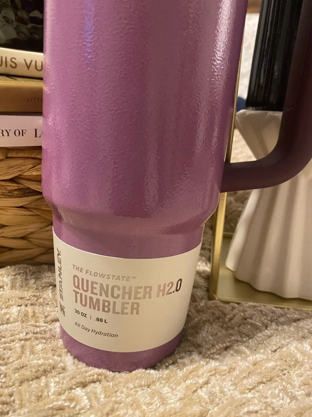 Stanley Plum/Deep Purple Insulated Quencher Tumbler with Handle - Picture 2 of 6